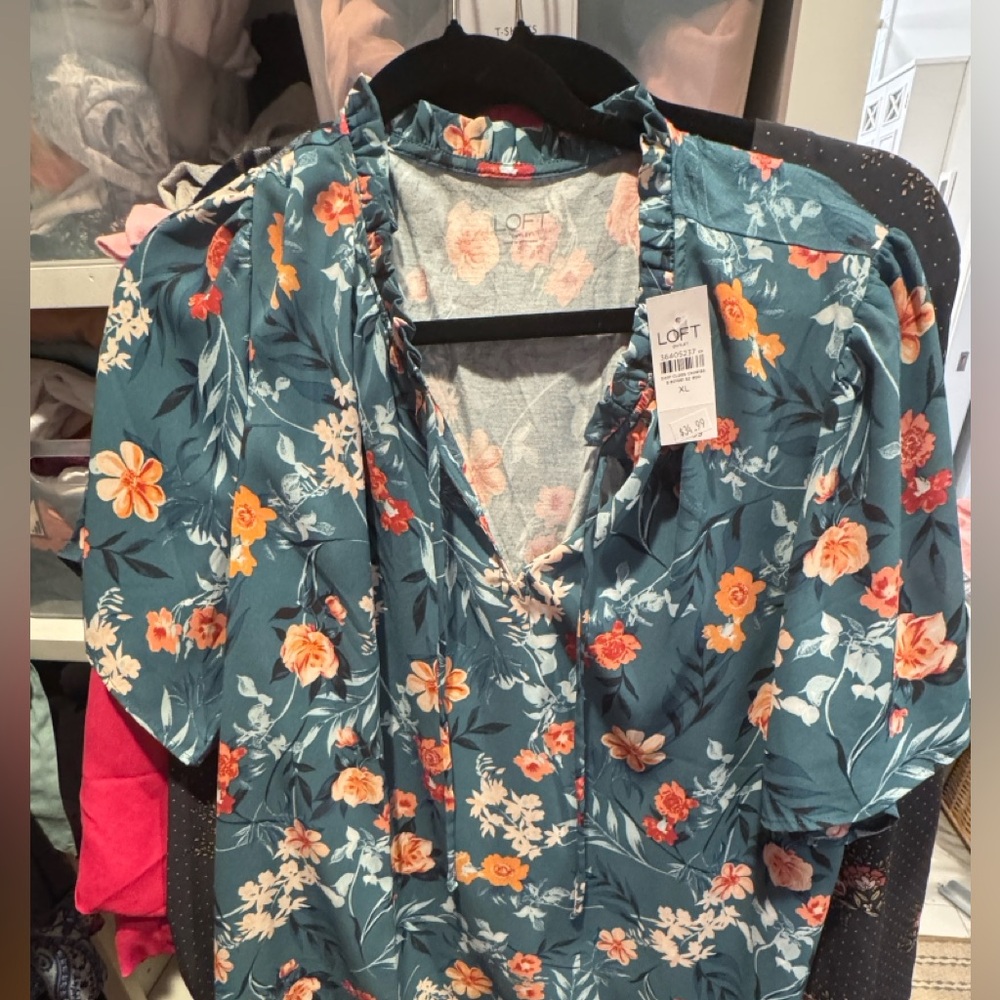 LOFT Green Blue Ruched Tie Front Short Sleeve Blouse